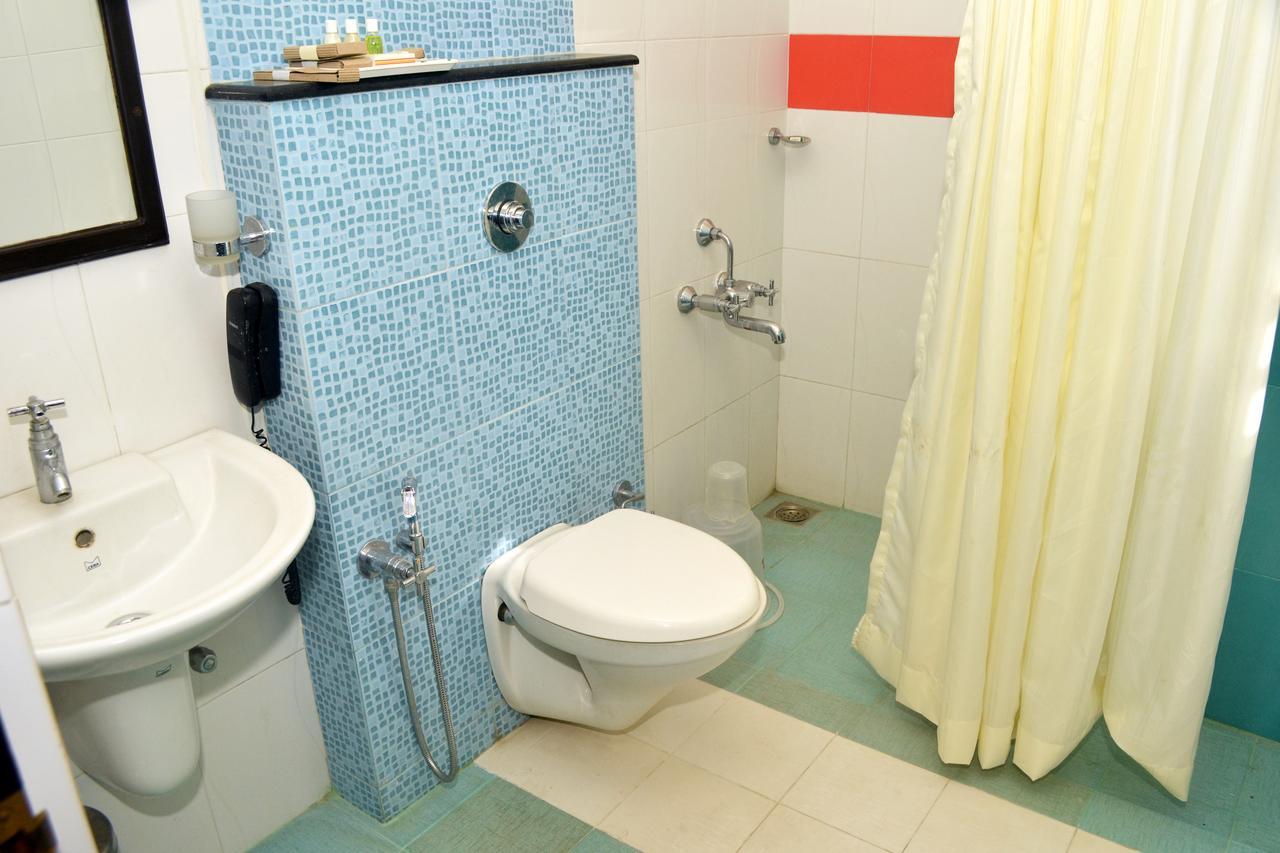 Capital O 46475 Gd International Redfort Hotel Nilambūr Екстериор снимка